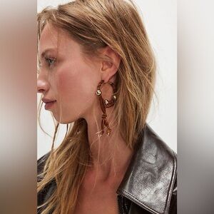 NWT Free People Lingering Love Hoop Earrings in Chocolate 🍫 Brown and Gold New